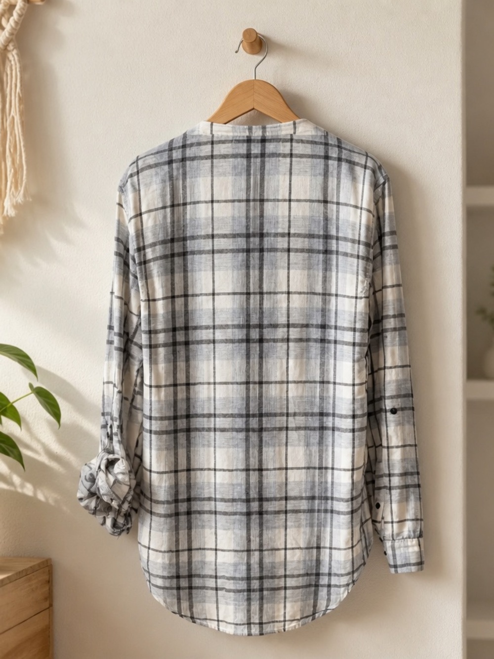 Calvin Klein Women’s Cotton Flannel Shirt Plaid Collarless Roll Tab Sleeve Med - Picture 4 of 16